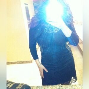 Elie Tahari Sleeveless Little Black Lace Dress With Gold &Black Lace Knee Length